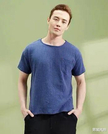 男士蓝色系短袖T恤搭配什么颜色的裤子既显高级又显时尚清爽气质？ 图16