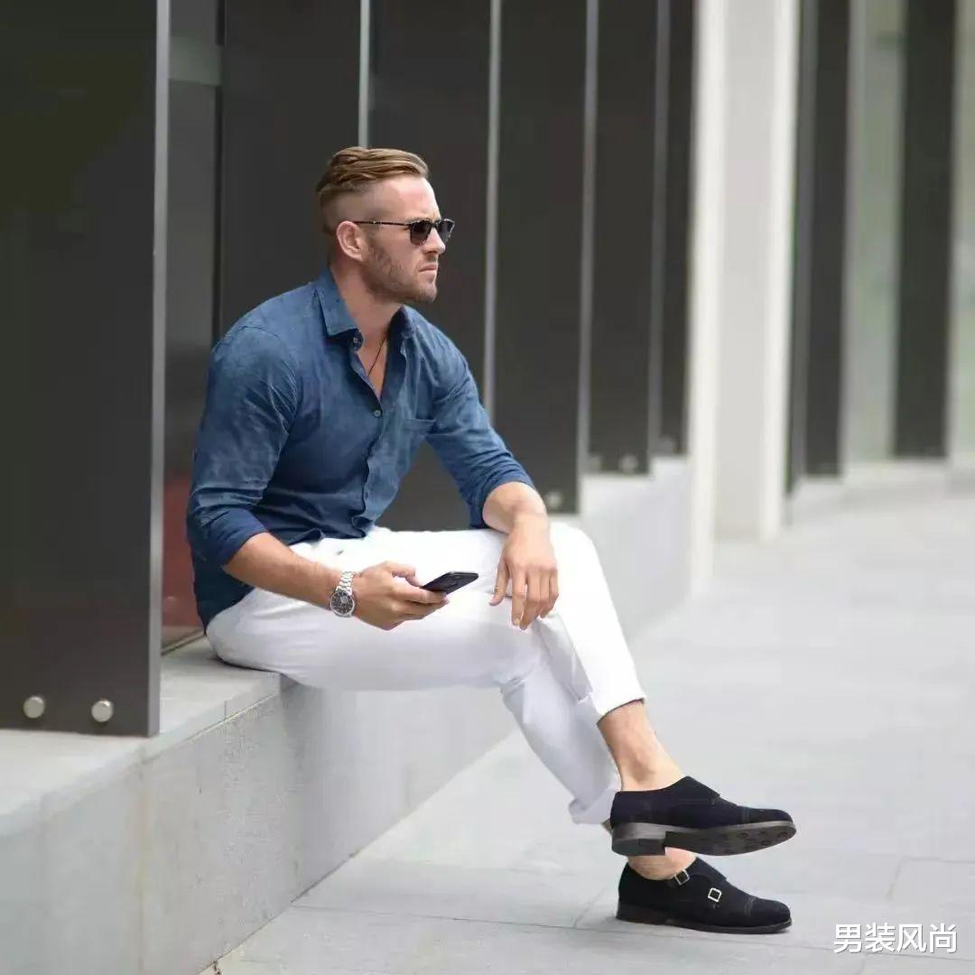 夏季男士白色牛仔裤如何搭配各类单品，既显高级时尚又显品味气质？ 图20