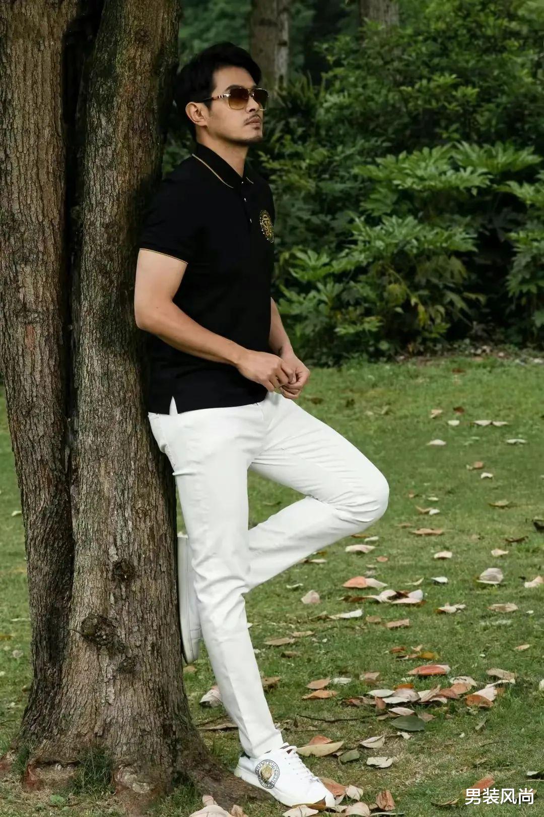 夏季男士白色牛仔裤如何搭配各类单品，既显高级时尚又显品味气质？ 图18