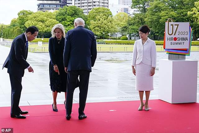 太太团在广岛G7峰会首日比拼！日本夫人好端庄，英国夫人美成黑马