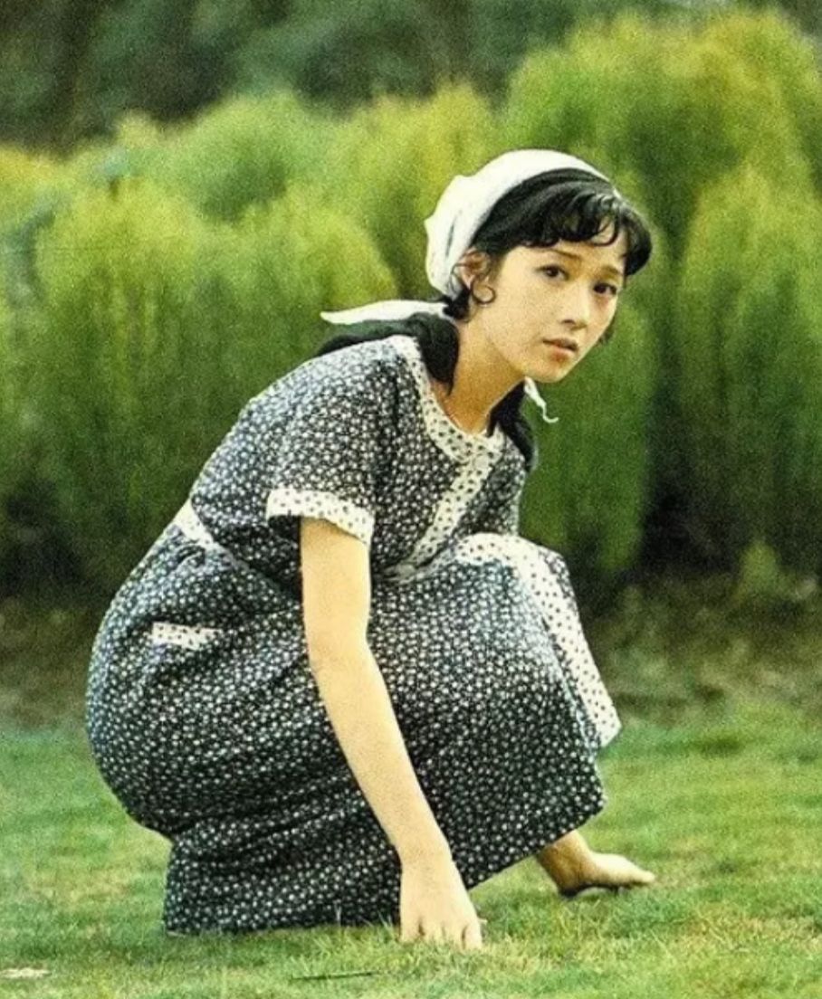 看了龚雪年轻时的照片，才发现：80年代的中国美女，到底有多惊艳 图5