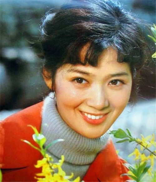 看了龚雪年轻时的照片，才发现：80年代的中国美女，到底有多惊艳 图1